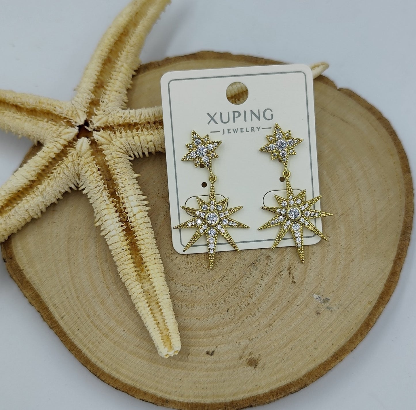 14 K Taş Detaylı Yıldız Küpe