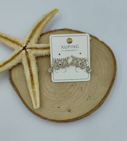 14 K Taş Detaylı Küpe
