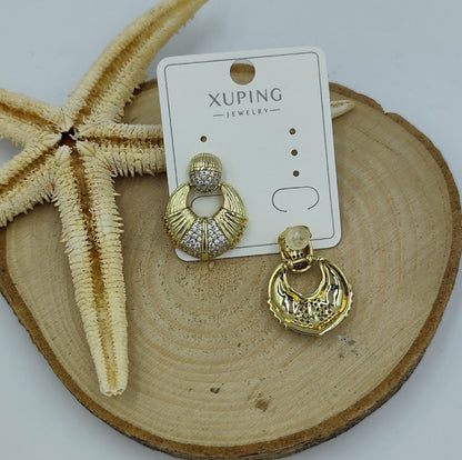 14 K Taş Detaylı Küpe