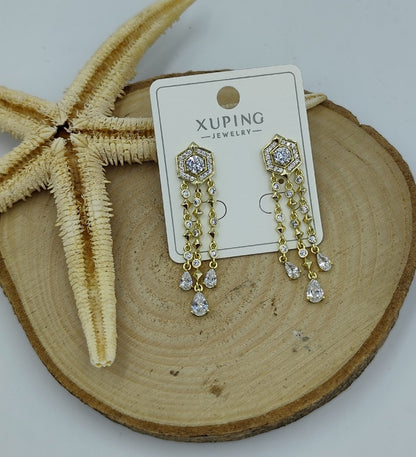 14 K Taş Detaylı Küpe