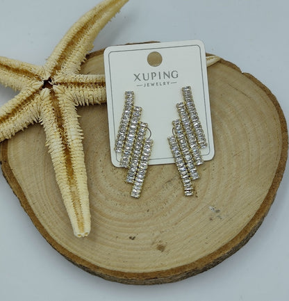 14 K Taş Detaylı Küpe