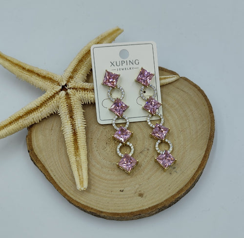 14 K Taş Detaylı Pembe Küpe