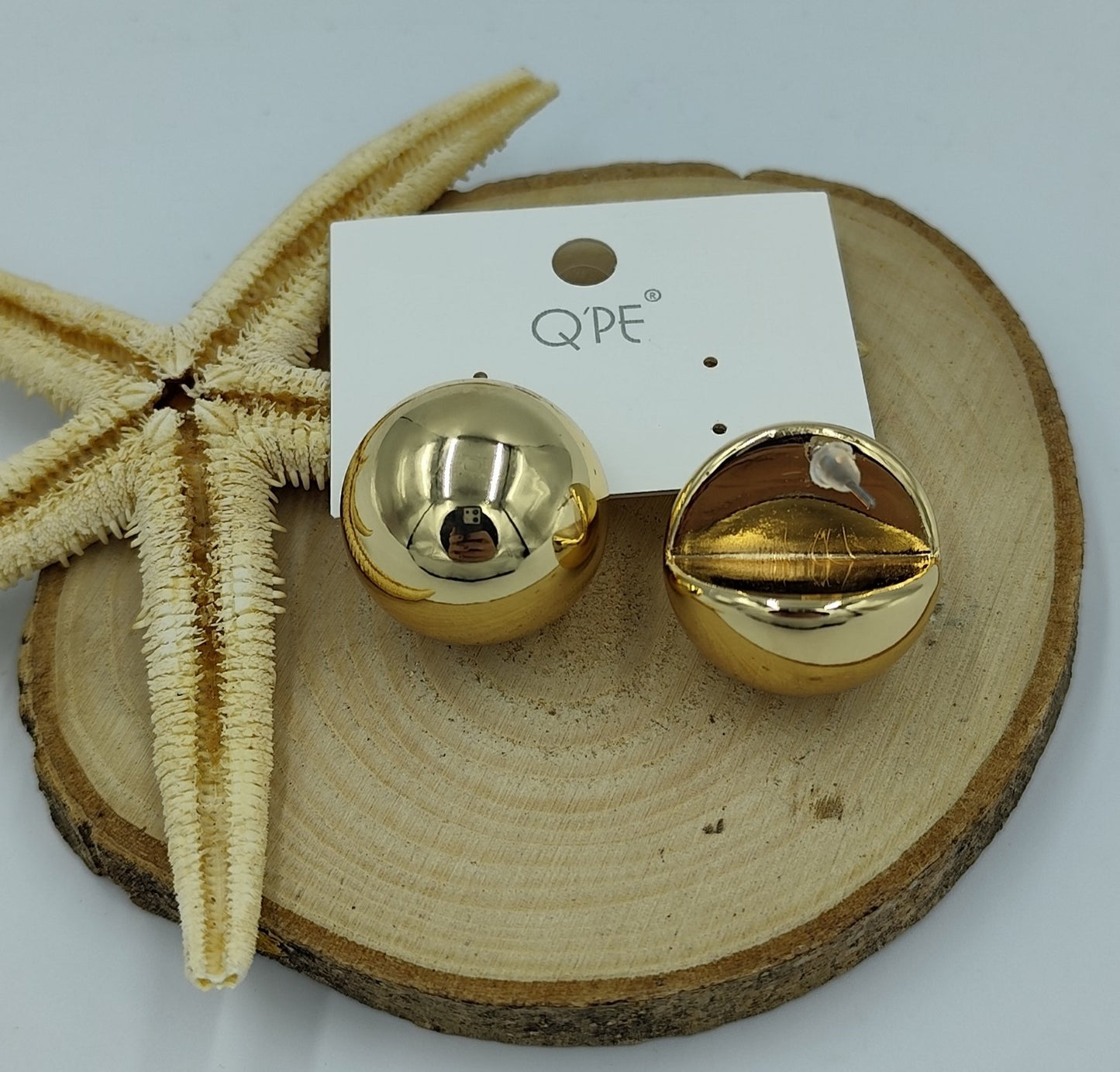 Gold Renkte Parlak Yuvarlak Küpe