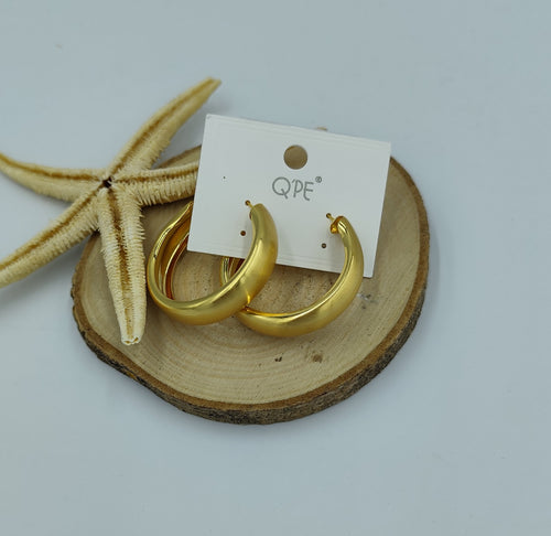 Gold Renkte Mat Görünümlü Orta Boy Halka Küpe