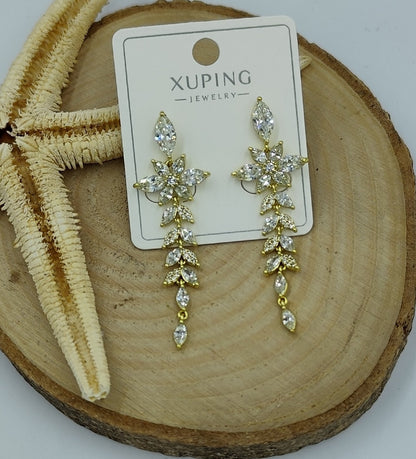 14 K Taş Detaylı Sallantılı Küpe
