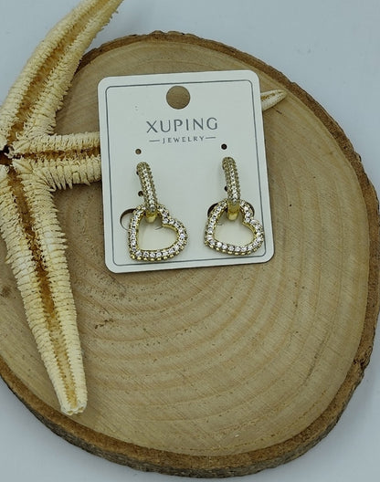 14 K Taş Detaylı Kalp Küpe