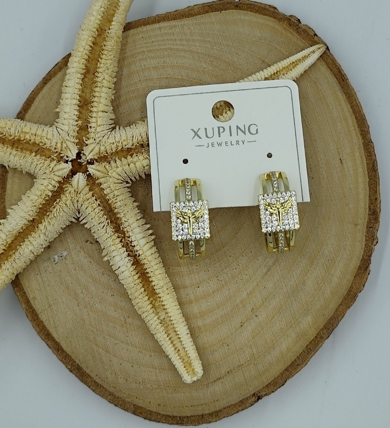 14 K Ortası Kuş Detaylı Küpe