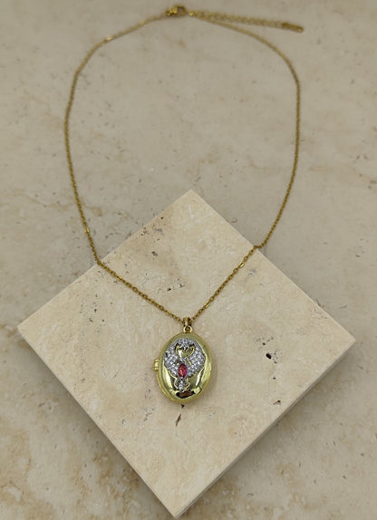 Pembe Taşlı Kuş Figürlü Açılabilir Çelik Kolye Gold