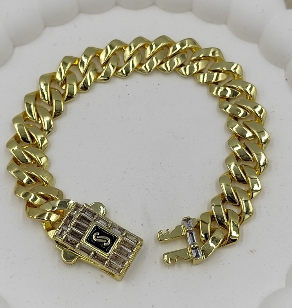 14 K Taş Detaylı Gurmet Bileklik
