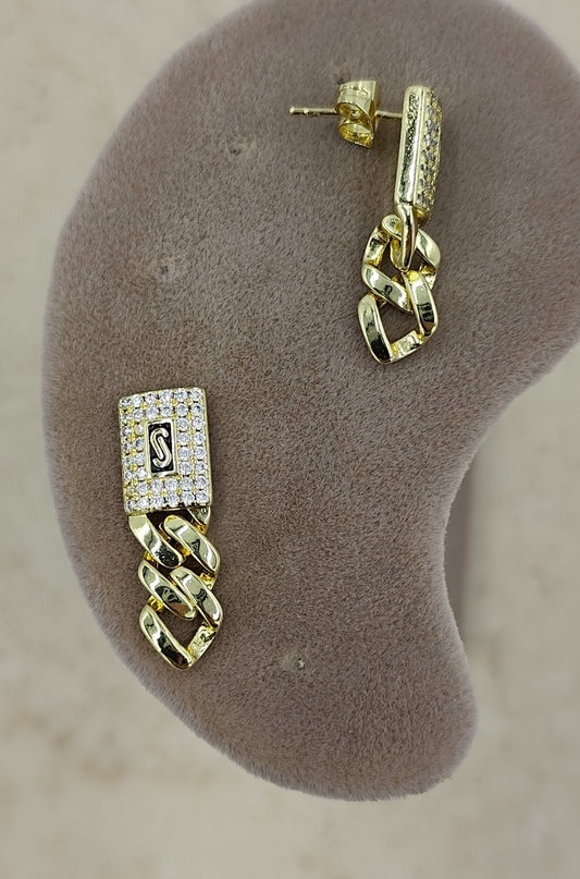14 K Taş Detaylı Gurmet Küpe