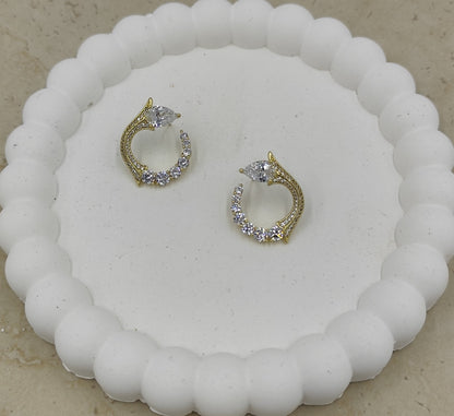 14 K Taş Detaylı Küpe Xuping