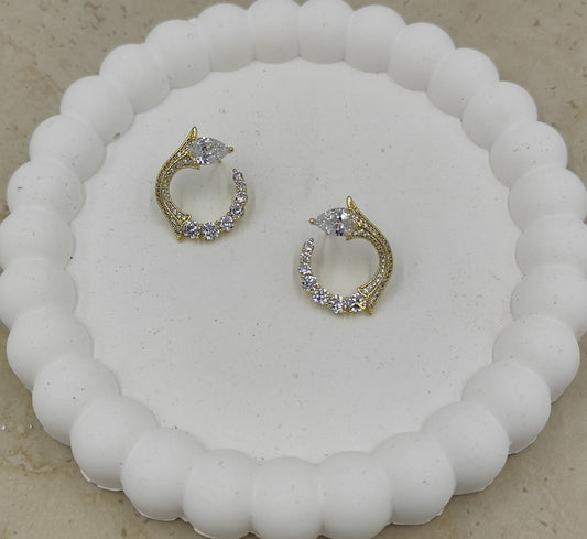 14 K Taş Detaylı Küpe Xuping