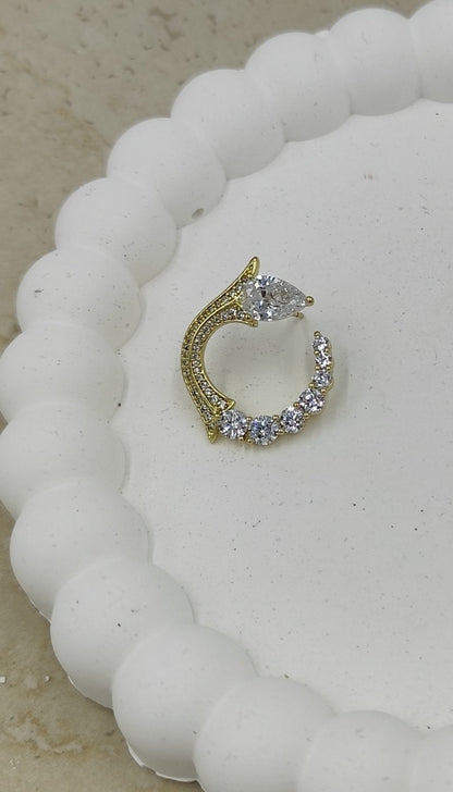 14 K Taş Detaylı Küpe Xuping