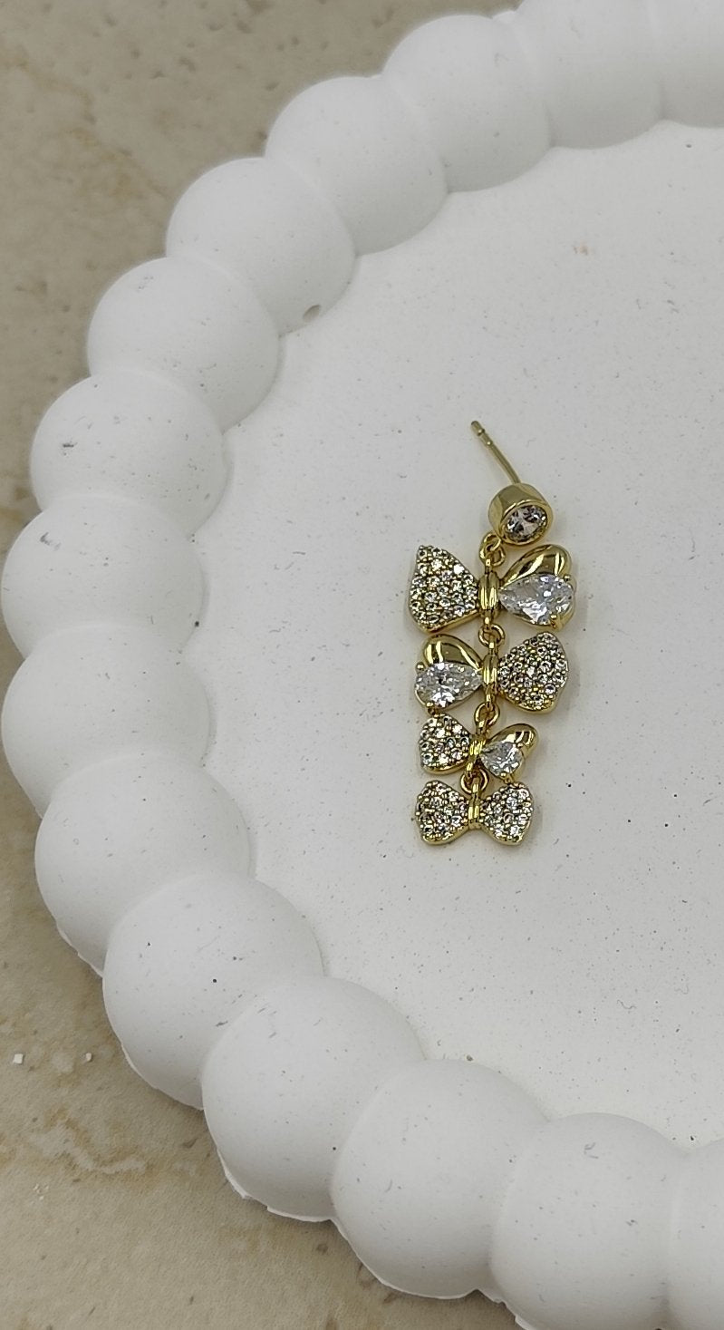14 K Taş Detaylı Sıralı Kurdela Küpe Xuping