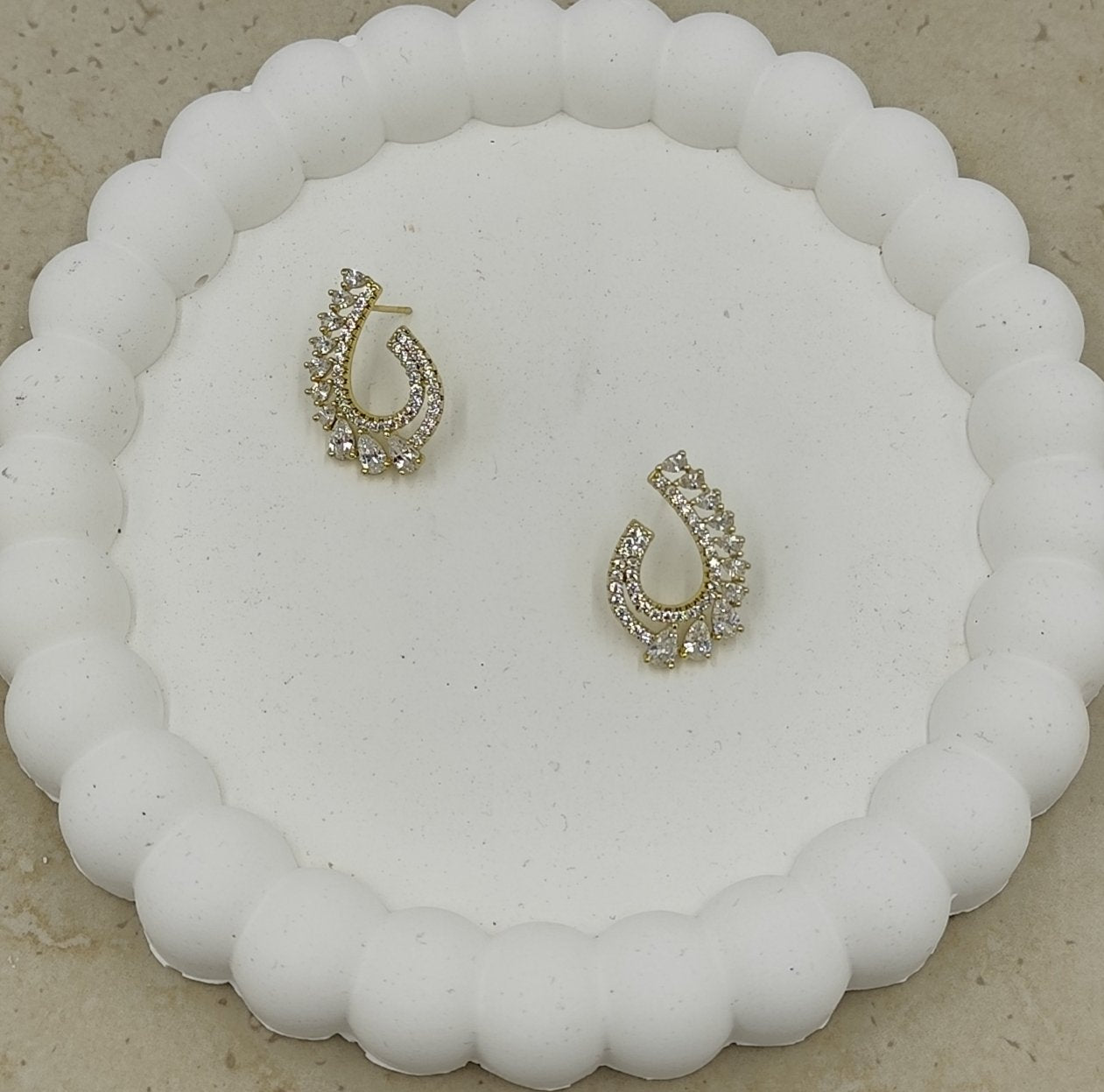 14 K Taş Detaylı Spiral Küpe Xuping