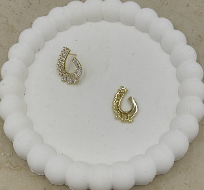 14 K Taş Detaylı Spiral Küpe Xuping