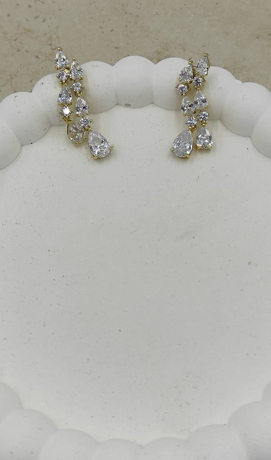 14 K Taş Detaylı Sallantılı Küpe Xuping