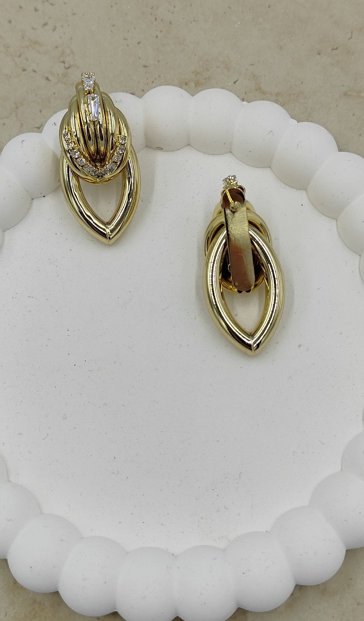 14 K Taş Detaylı Küpe Xuping
