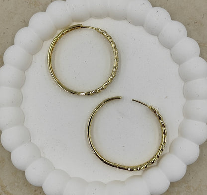 14 K Taş Detaylı Halka Küpe (Xuping)