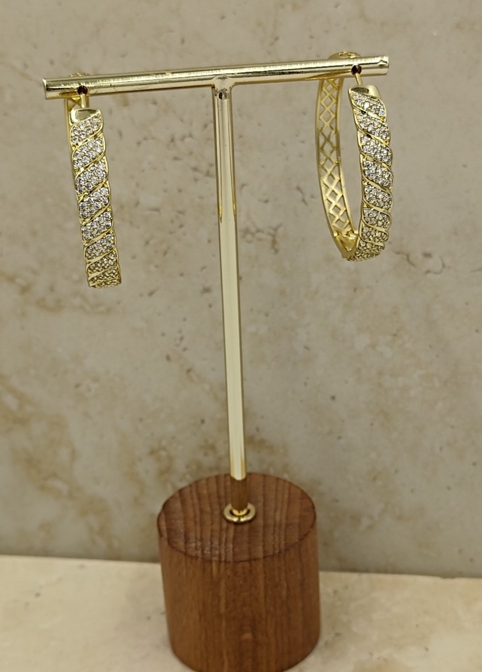 14 K Taş Detaylı Halka Küpe (Xuping)