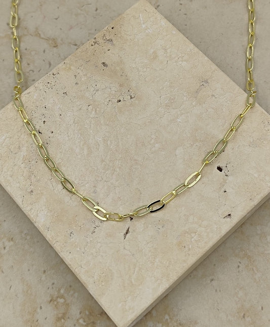 İç içe Geçmiş Halkalardan Oluşan Gold Kolye