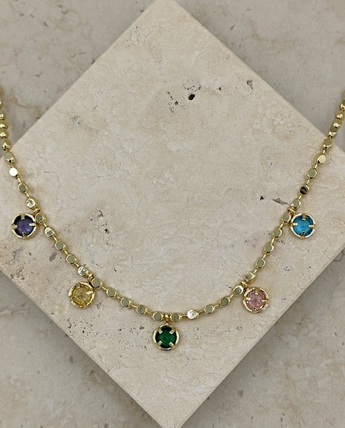 Renkli Yuvarlak Taşlardan Oluşan Ezme Zincirli Kolye Gold