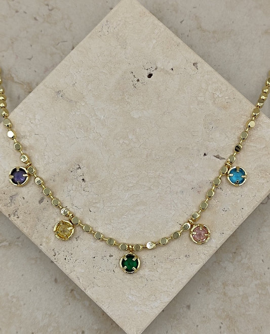 Renkli Yuvarlak Taşlardan Oluşan Ezme Zincirli Kolye Gold