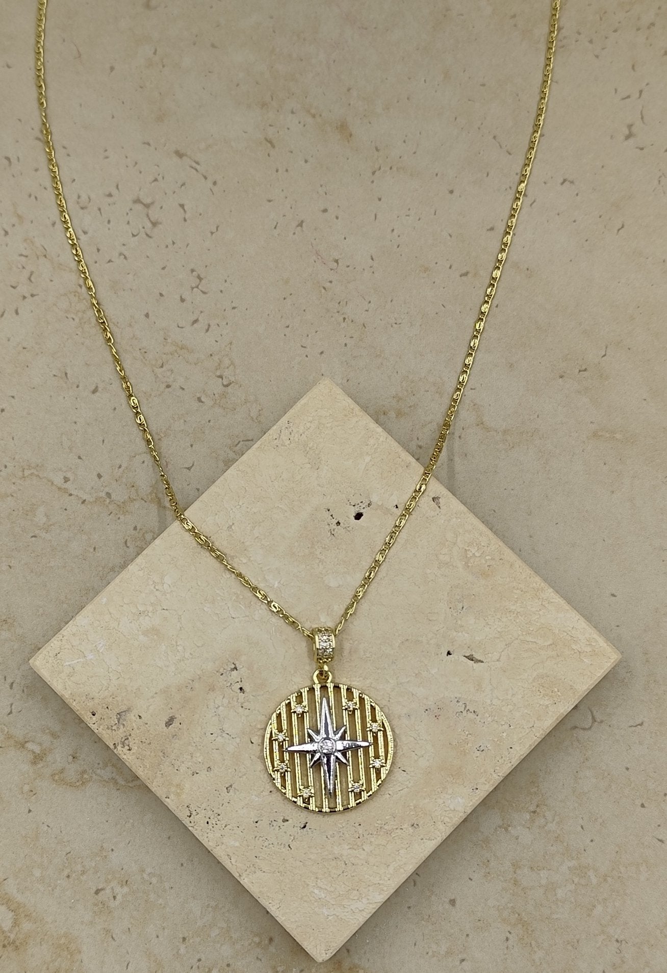 Kuzey Yıldızı Gold Kolye