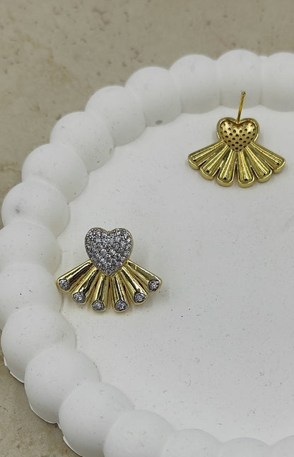 Taş Detaylı Kalp Küpe Gold