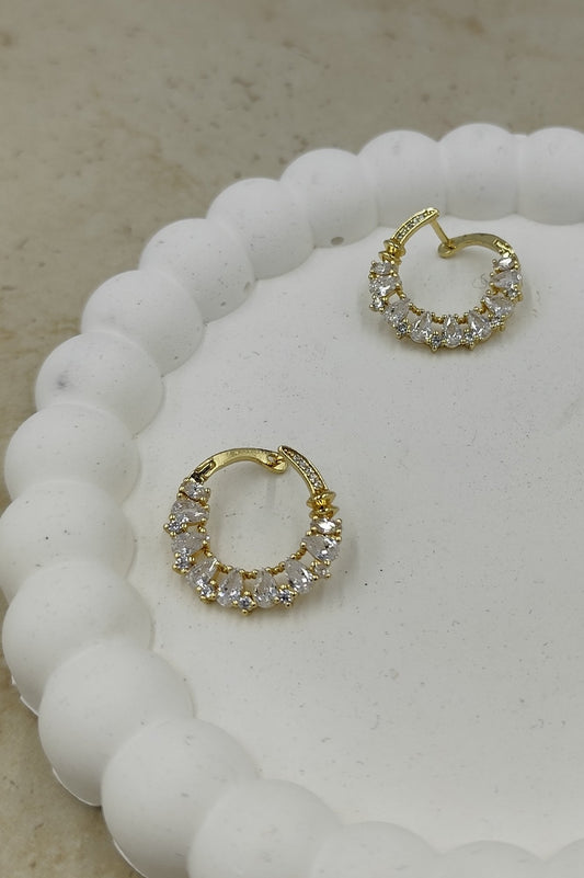 Taş Detaylı Yuvarlak Küpe Gold