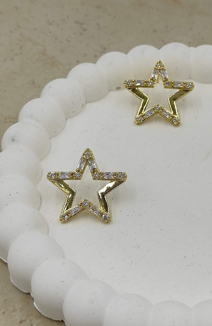 Taş Detaylı Yıldız Küpe Gold