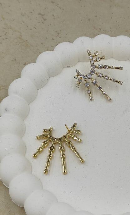 Taş Detaylı Gold Küpe