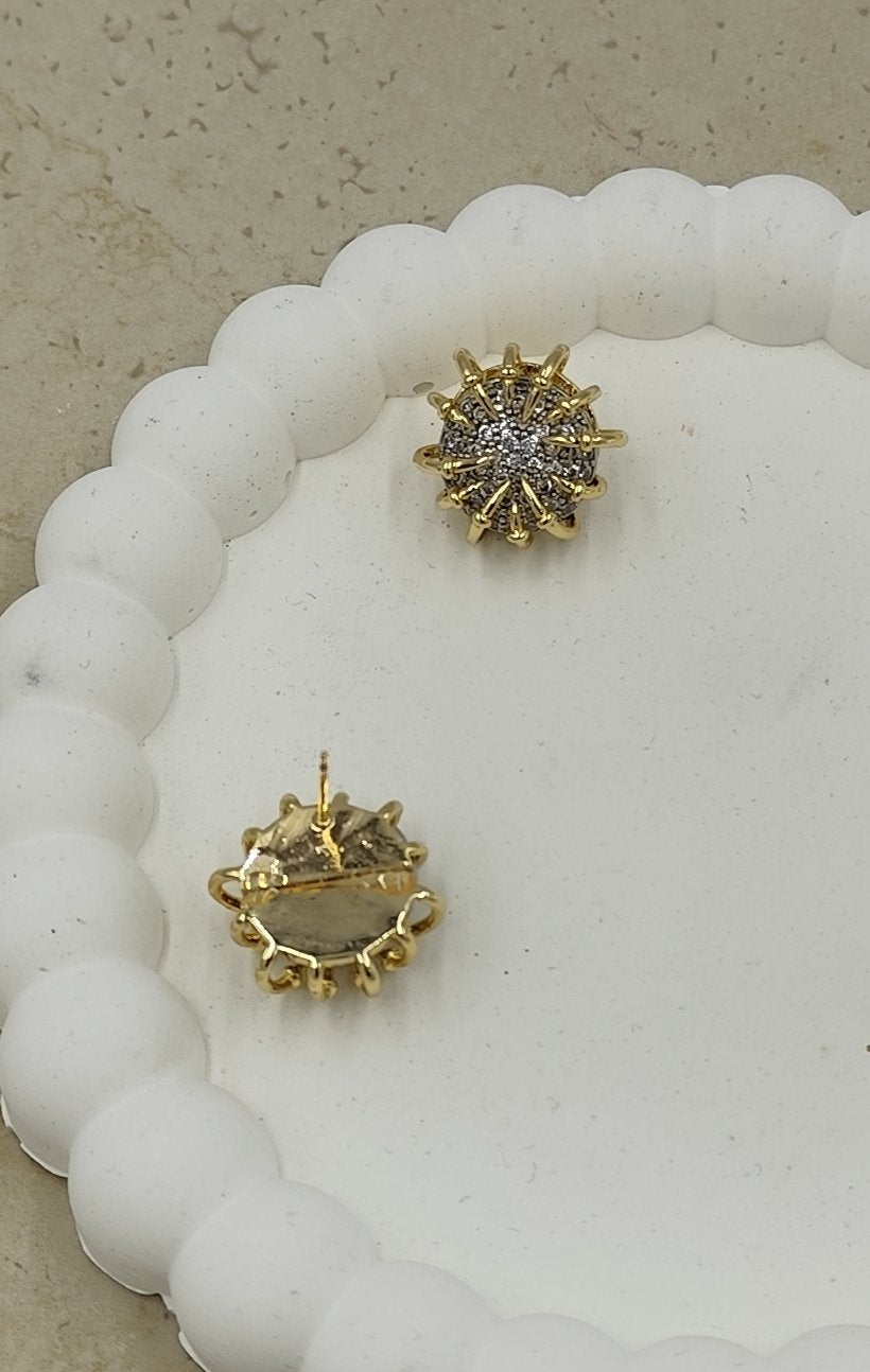 Taş Detaylı  YuvarlakGold Küpe