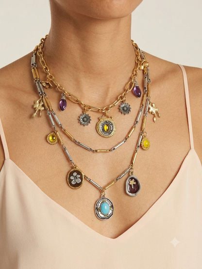 Gümüş ve Gold Detaylı Marka Model Kolye