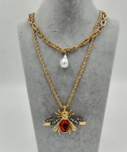 Arı Detaylı Gold Marka Model Kolye