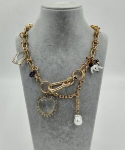 Gold renkte Marka Model Kolye