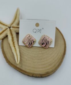 Pembe ve Gold Detaylı Küpe