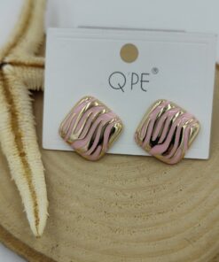 Alternative view of Pembe ve Gold Detaylı Küpe