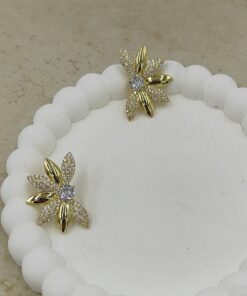 Alternative view of Taş Detaylı Çiçek Küpe Gold