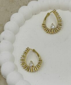 Taş Detaylı Yuvarlak Küpe Gold