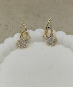 Alternative view of Taş Detaylı Çiçek Küpe Gold